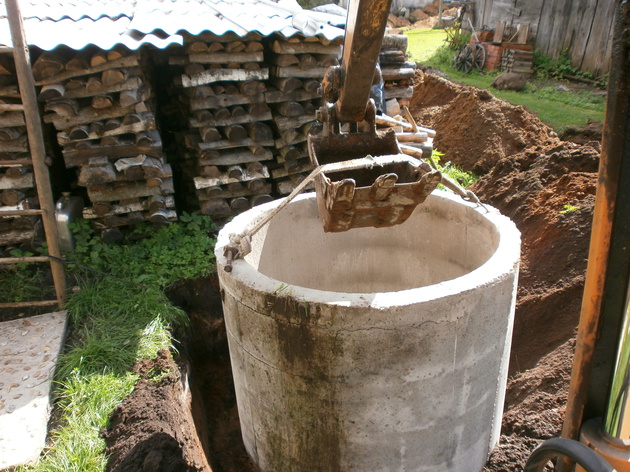 Kanalizacijos septikų, rezervuarų montavimas